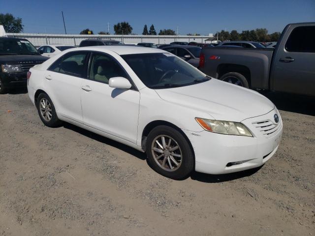 Photo 3 VIN: JTNBK46K283036765 - TOYOTA CAMRY LE 