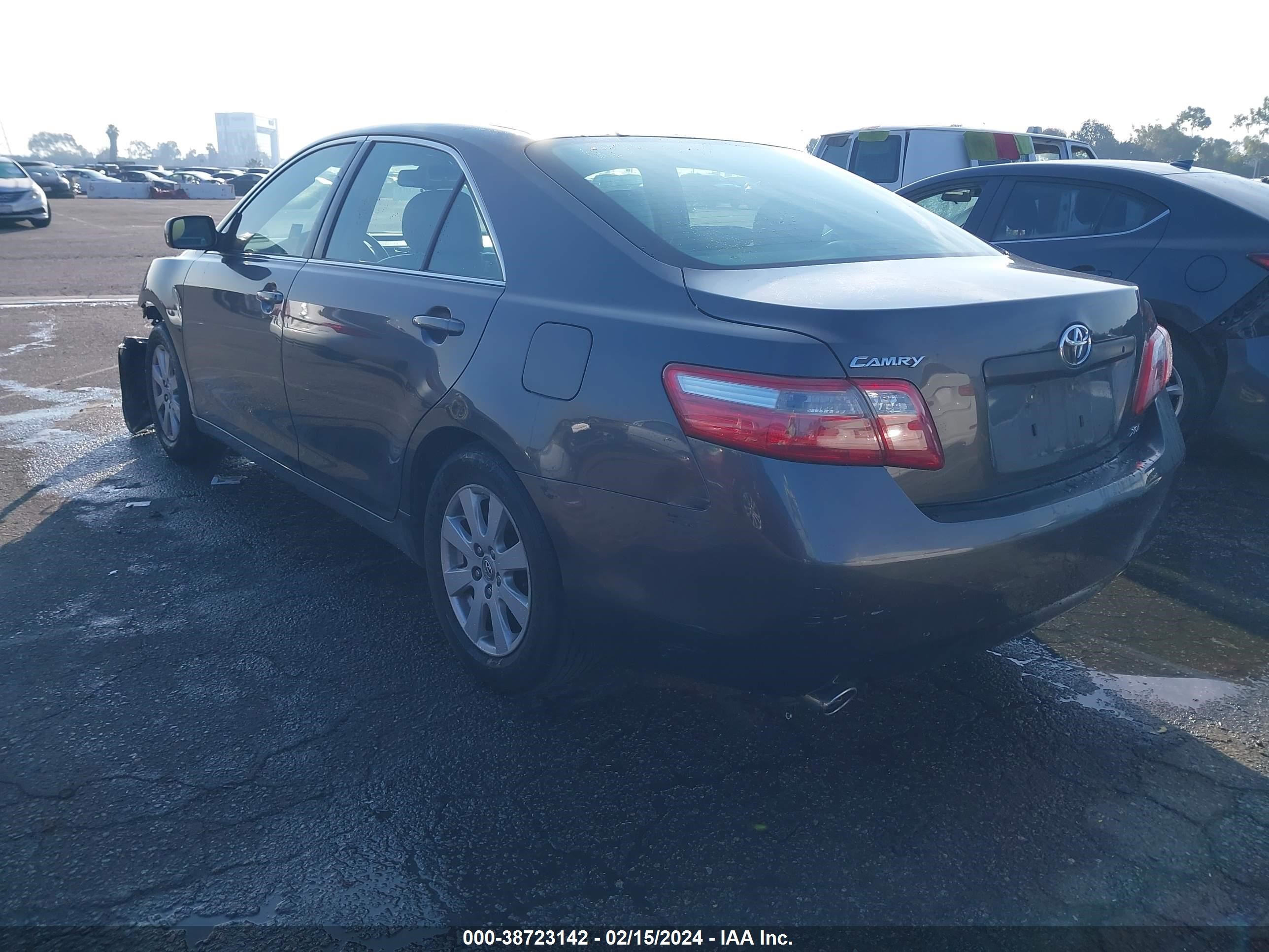 Photo 2 VIN: JTNBK46K773016073 - TOYOTA CAMRY 