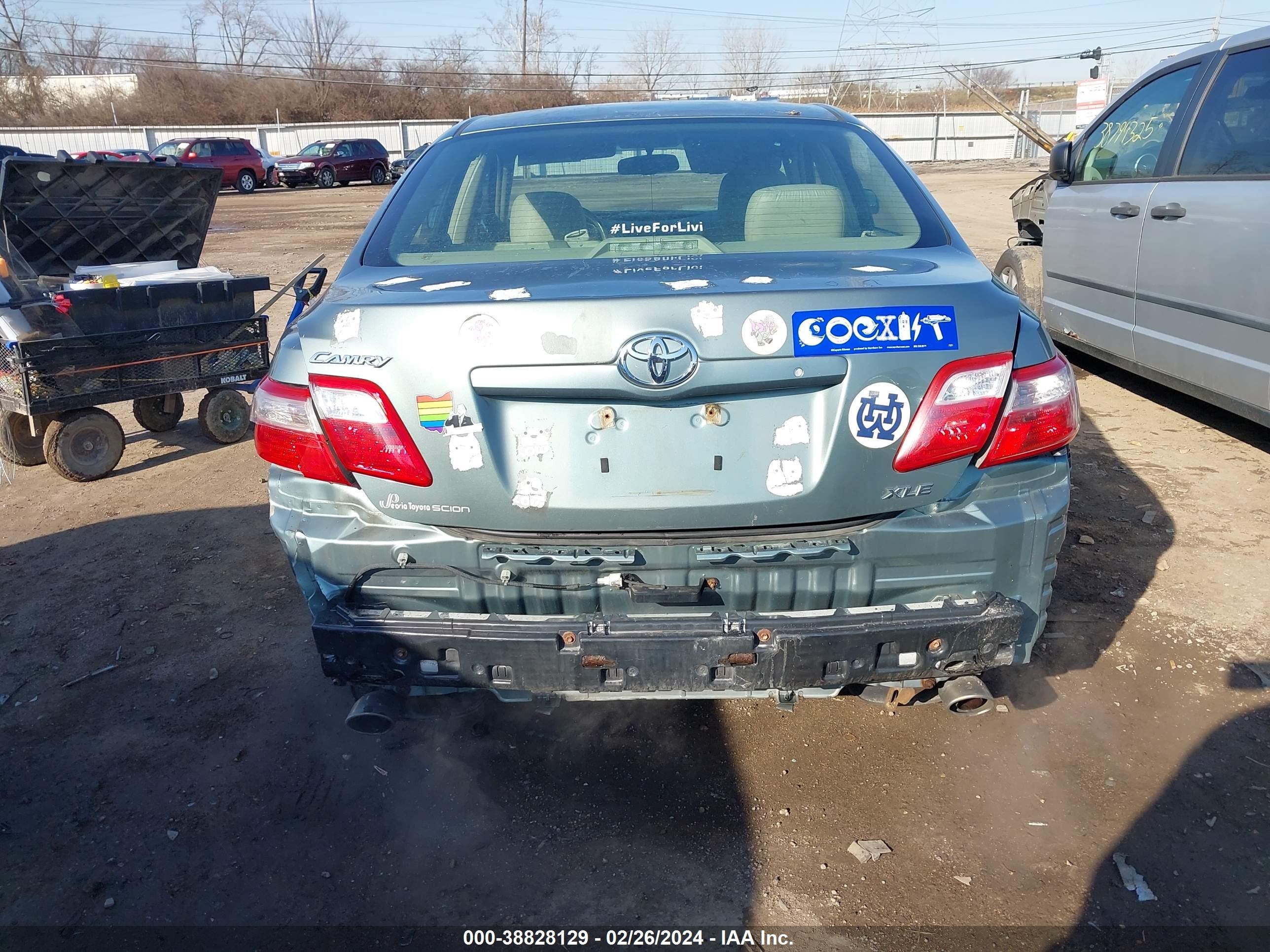 Photo 16 VIN: JTNBK46K973015281 - TOYOTA CAMRY 