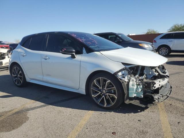 Photo 3 VIN: JTNC4MBE4M3140666 - TOYOTA COROLLA XS 