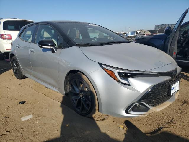 Photo 3 VIN: JTNC4MBE5S3233886 - TOYOTA COROLLA XS 