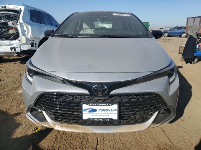 Photo 4 VIN: JTNC4MBE5S3233886 - TOYOTA COROLLA XS 