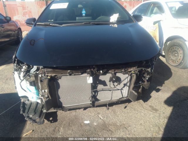 Photo 5 VIN: JTND4MBE2M3128858 - TOYOTA COROLLA HATCHBACK 