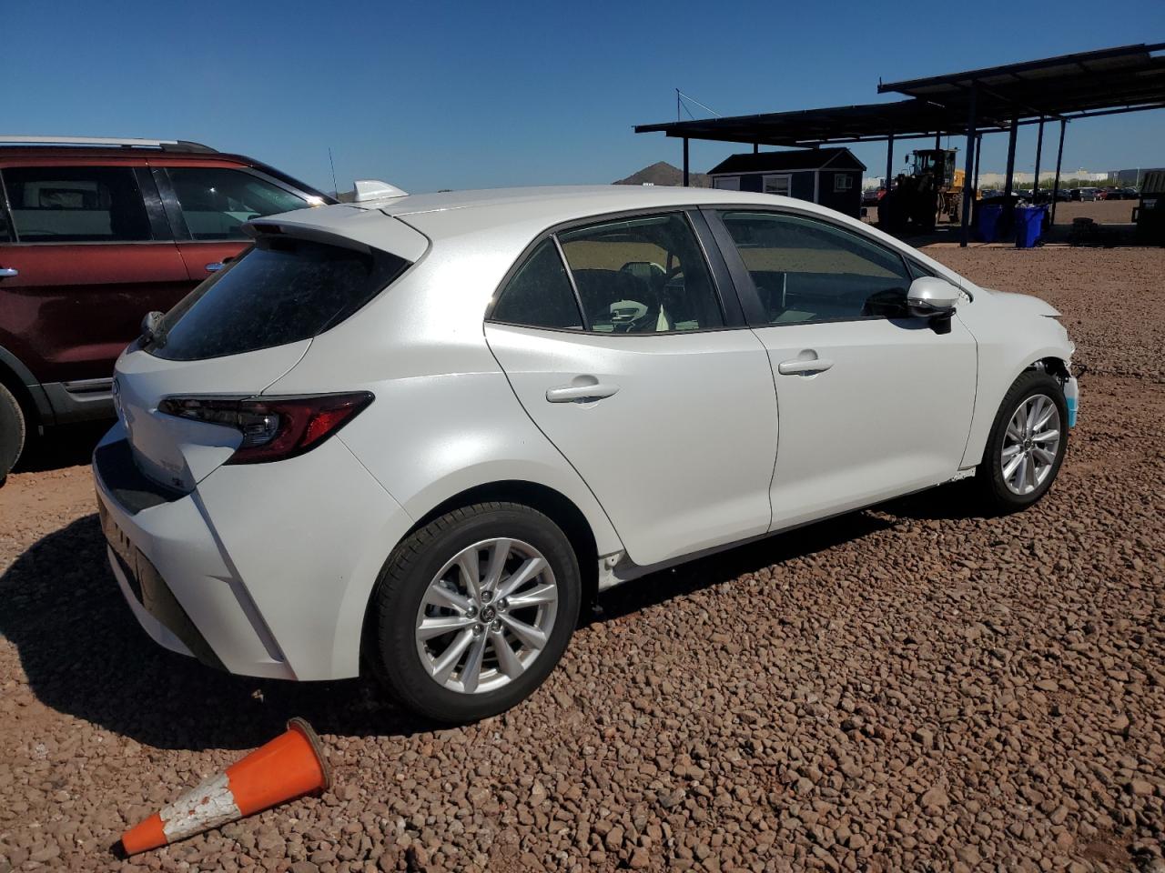 Photo 2 VIN: JTND4MBE8P3201669 - TOYOTA COROLLA 