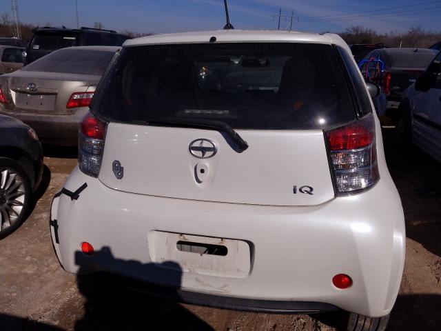 Photo 5 VIN: JTNJJXB00CJ016457 - TOYOTA SCION IQ 