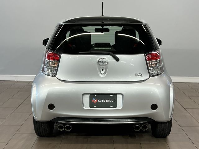 Photo 8 VIN: JTNJJXB01CJ021005 - SCION IQ 