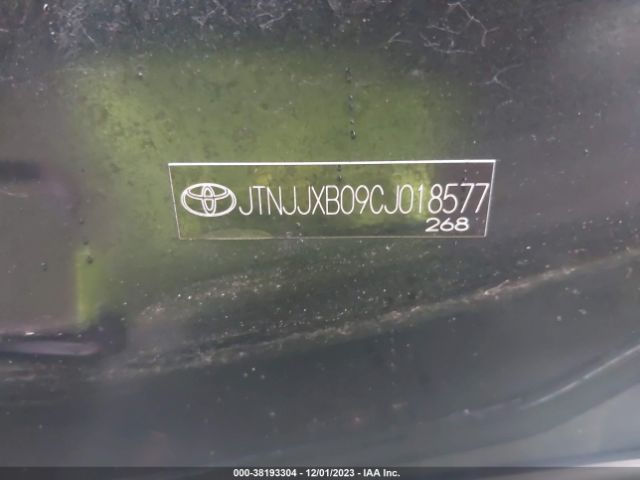 Photo 8 VIN: JTNJJXB09CJ018577 - SCION IQ 