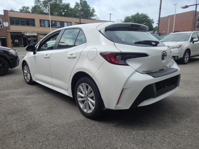 Photo 2 VIN: JTNK4MBE8P3207513 - TOYOTA COROLLA SE 