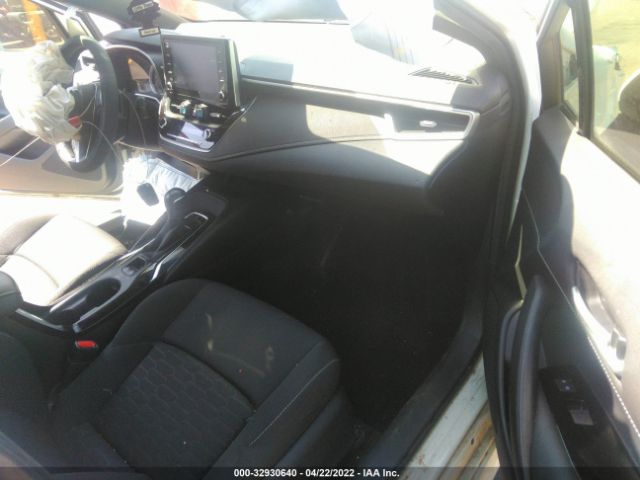 Photo 4 VIN: JTNK4RBE8K3047381 - TOYOTA COROLLA HATCHBACK 