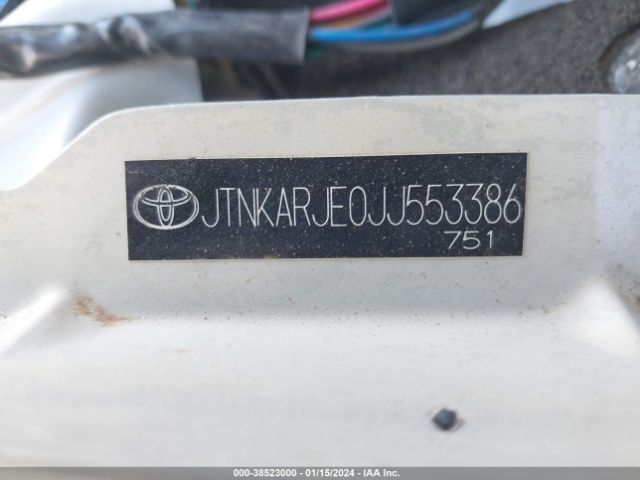 Photo 8 VIN: JTNKARJE0JJ553386 - TOYOTA COROLLA IM 