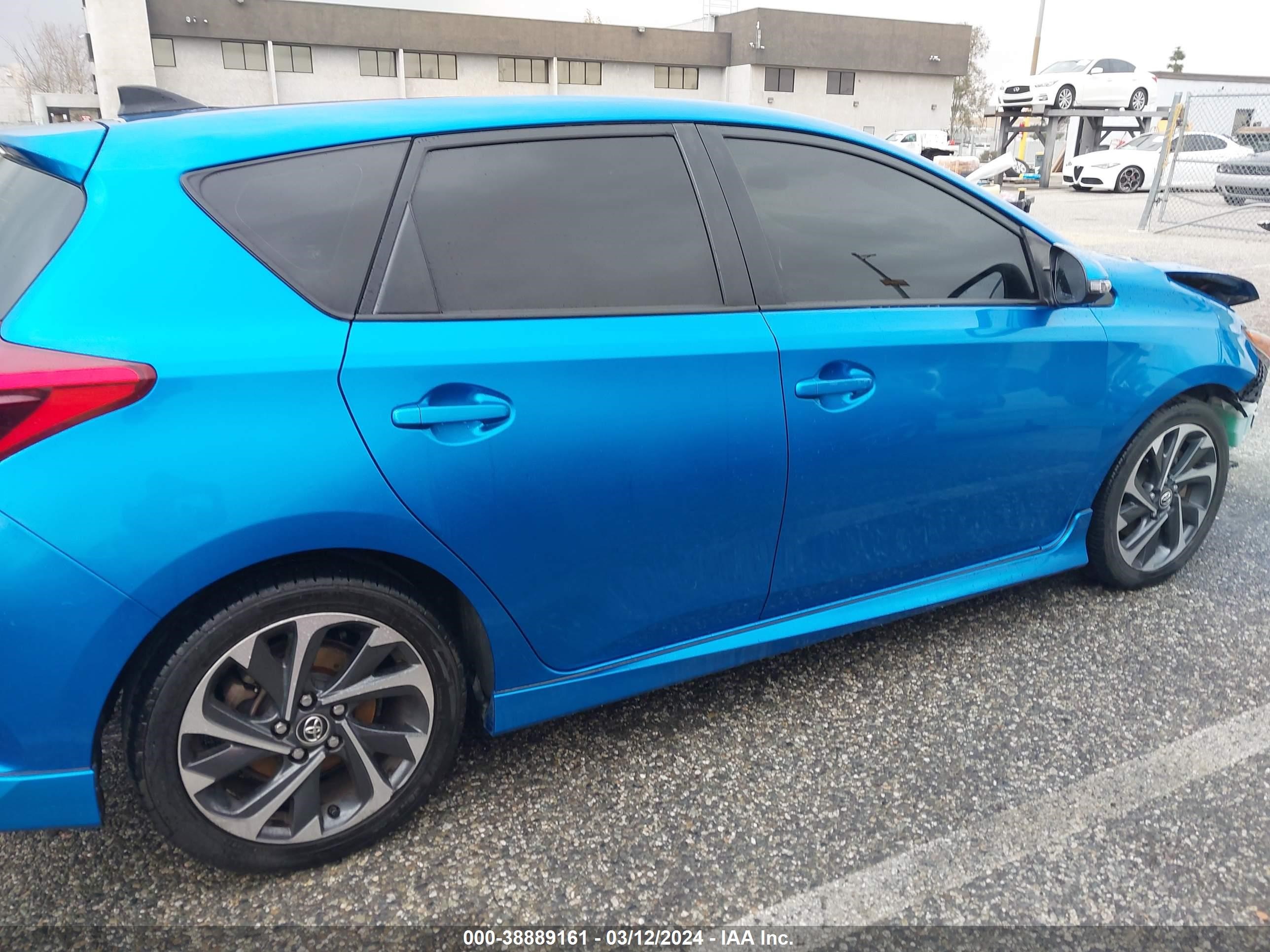 Photo 13 VIN: JTNKARJEXJJ564346 - TOYOTA COROLLA 