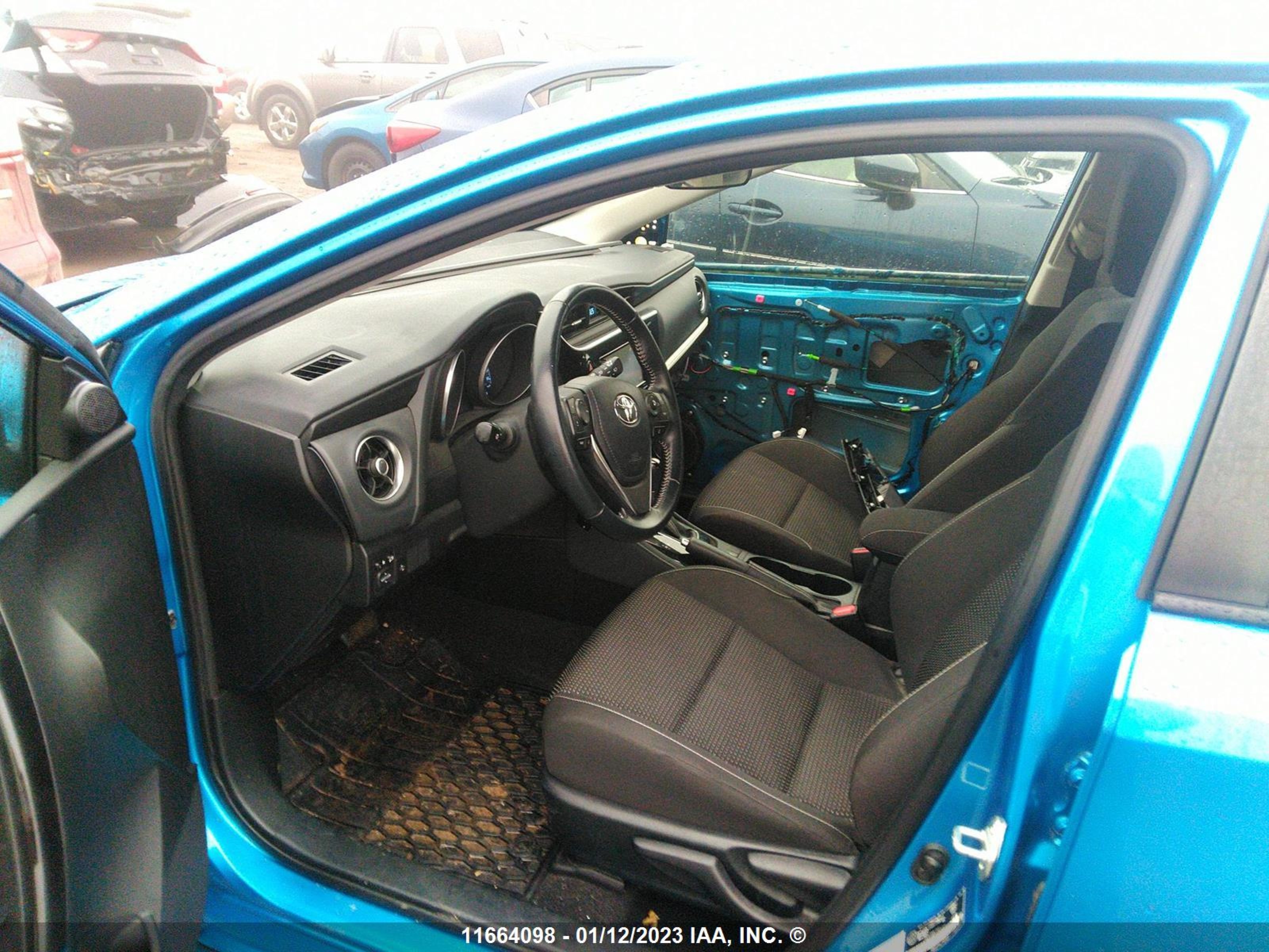 Photo 4 VIN: JTNKARJEXJJ575265 - TOYOTA COROLLA 