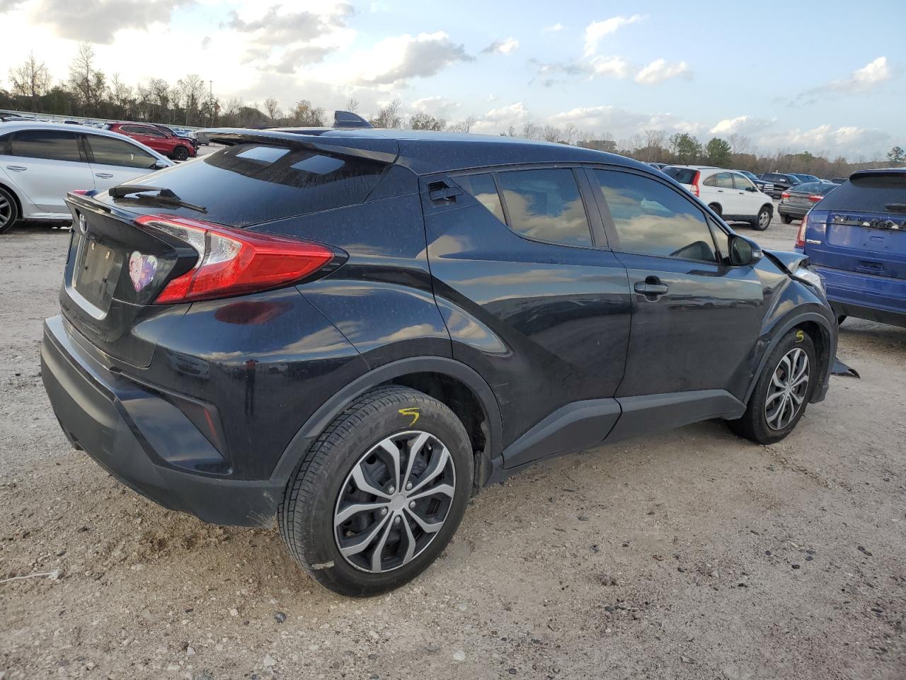 Photo 2 VIN: JTNKHMBX0K1037268 - TOYOTA C-HR 