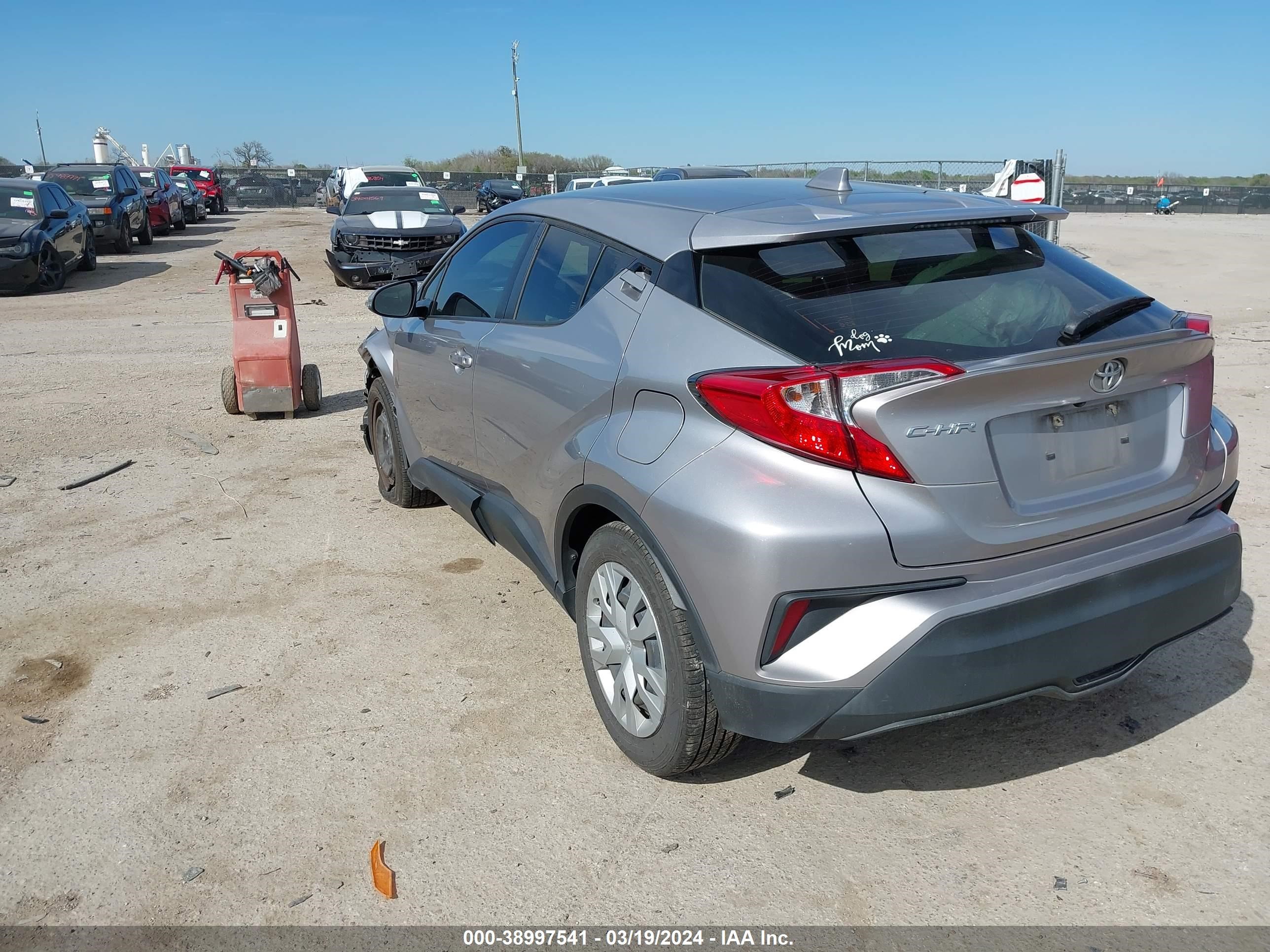 Photo 2 VIN: JTNKHMBX0K1056645 - TOYOTA C-HR 