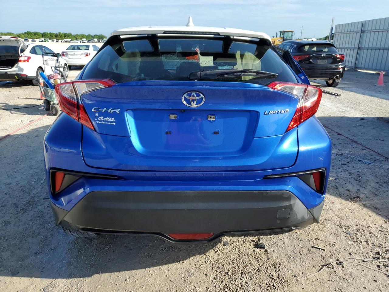 Photo 5 VIN: JTNKHMBX2K1018740 - TOYOTA C-HR 