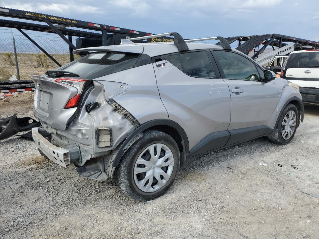 Photo 2 VIN: JTNKHMBX3K1061581 - TOYOTA C-HR 