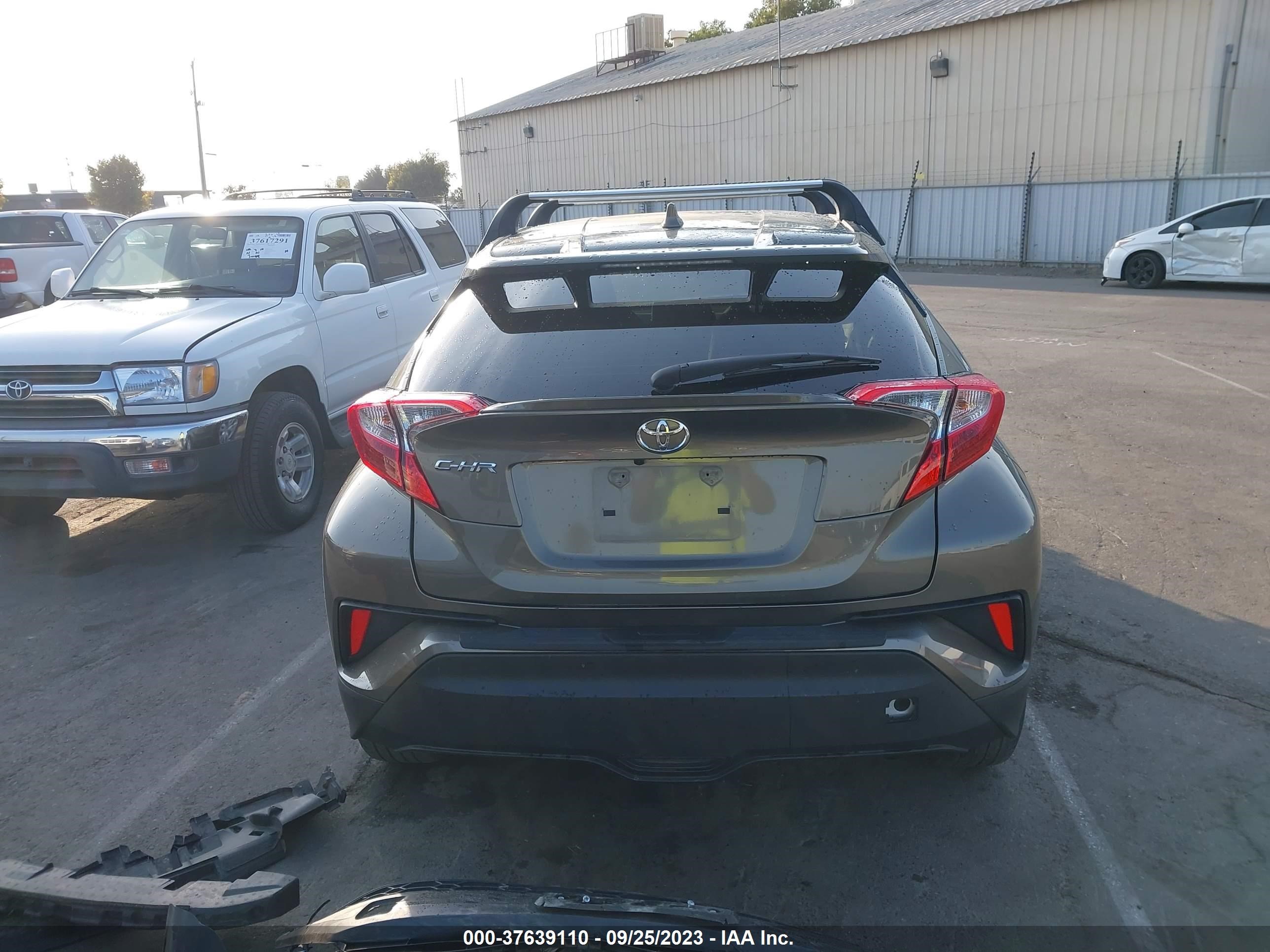 Photo 16 VIN: JTNKHMBX3M1125802 - TOYOTA C-HR 