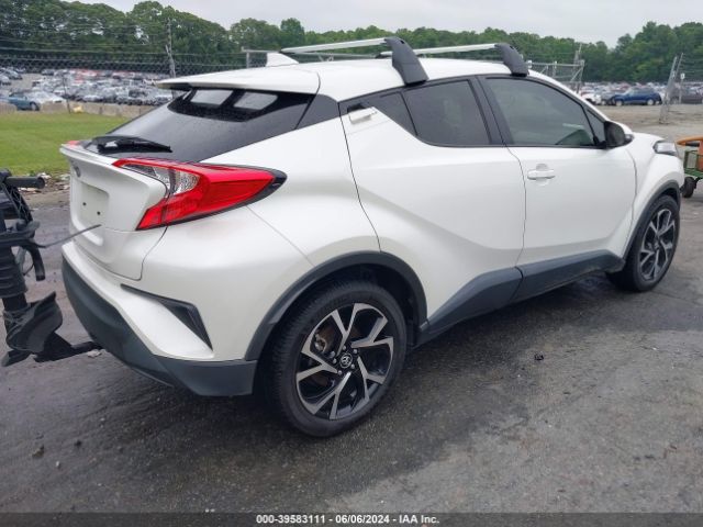 Photo 3 VIN: JTNKHMBX4J1008886 - TOYOTA C-HR 