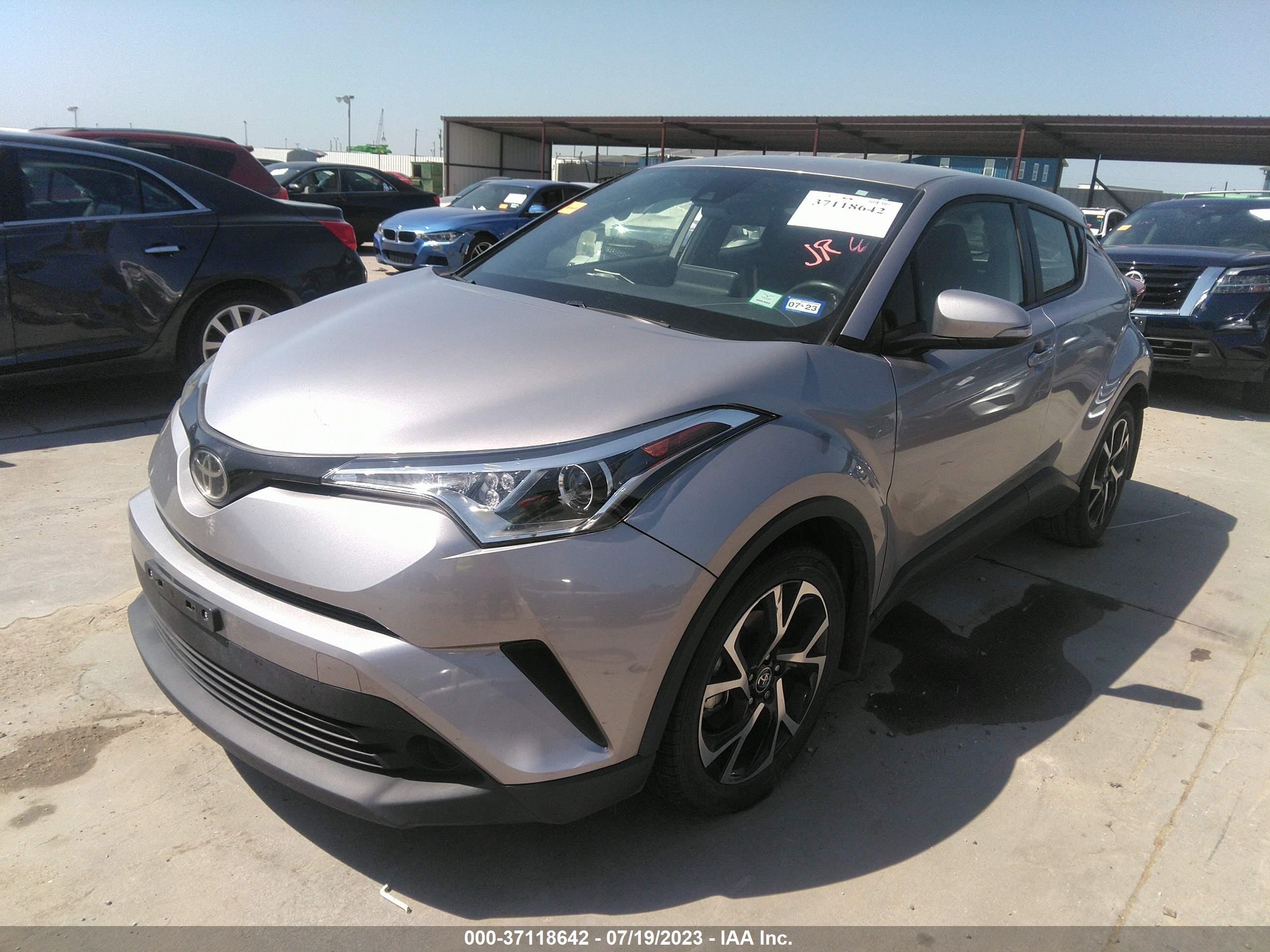 Photo 1 VIN: JTNKHMBX5K1057239 - TOYOTA C-HR 