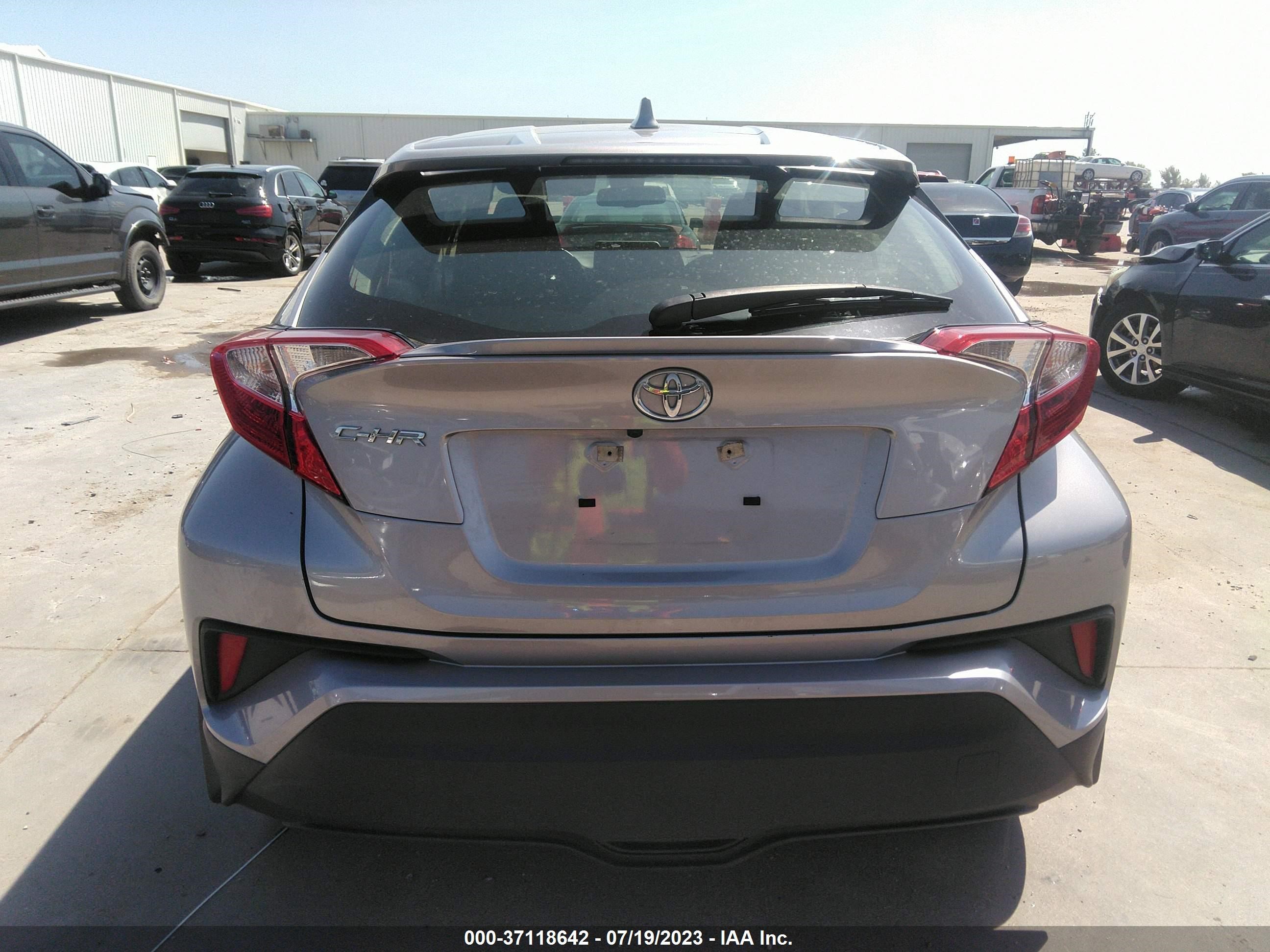 Photo 15 VIN: JTNKHMBX5K1057239 - TOYOTA C-HR 