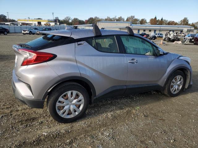 Photo 2 VIN: JTNKHMBX6K1011919 - TOYOTA C-HR XLE 