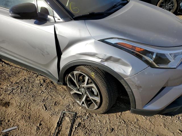 Photo 8 VIN: JTNKHMBX6K1037274 - TOYOTA C-HR XLE 