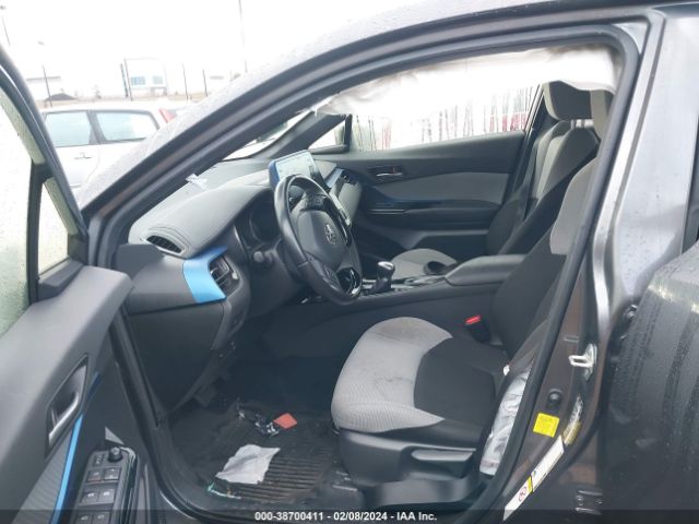 Photo 4 VIN: JTNKHMBX6K1054768 - TOYOTA C-HR 