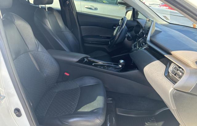 Photo 4 VIN: JTNKHMBX6L1076576 - TOYOTA C-HR XLE 