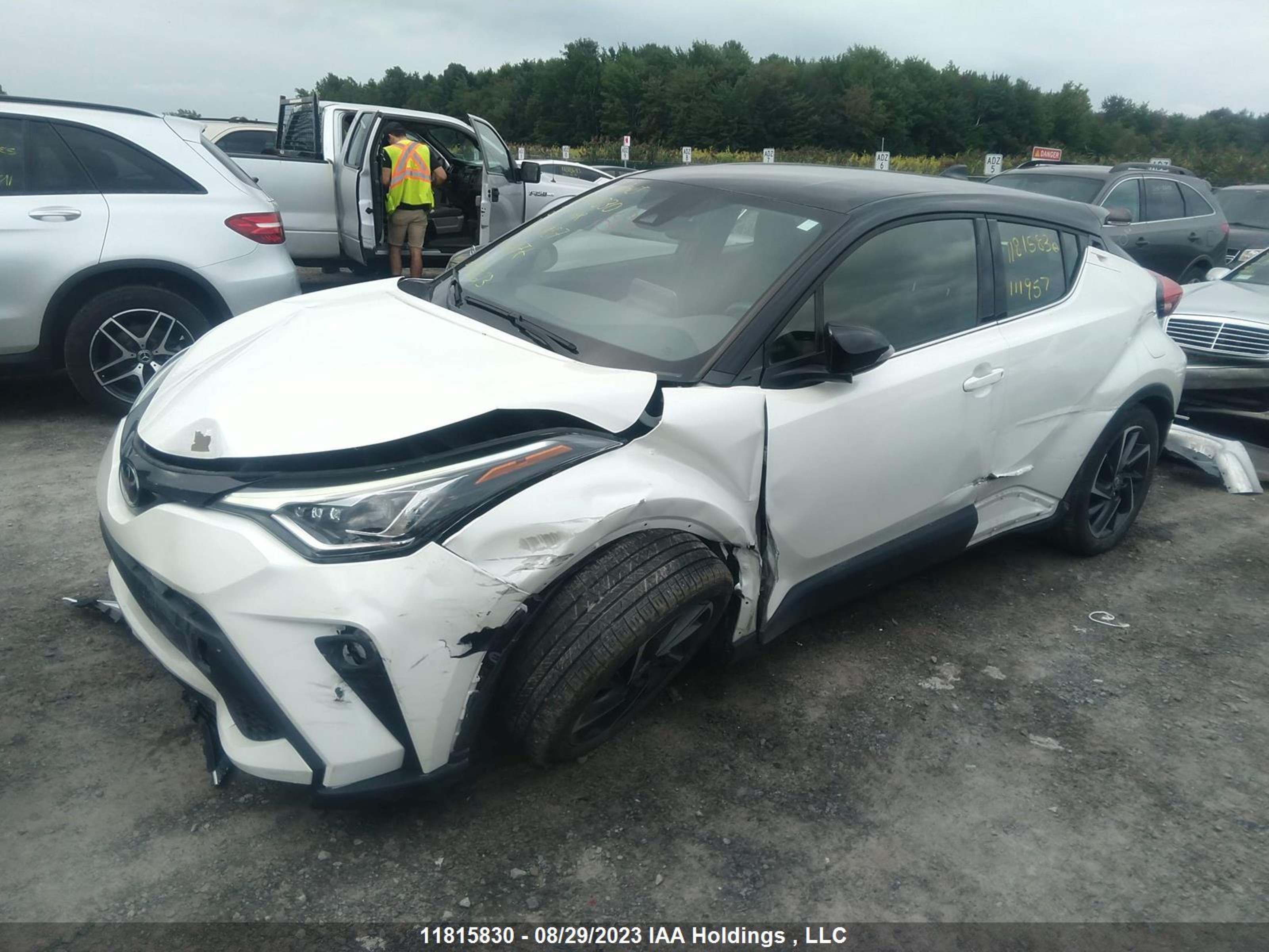 Photo 1 VIN: JTNKHMBX6M1111957 - TOYOTA C-HR 