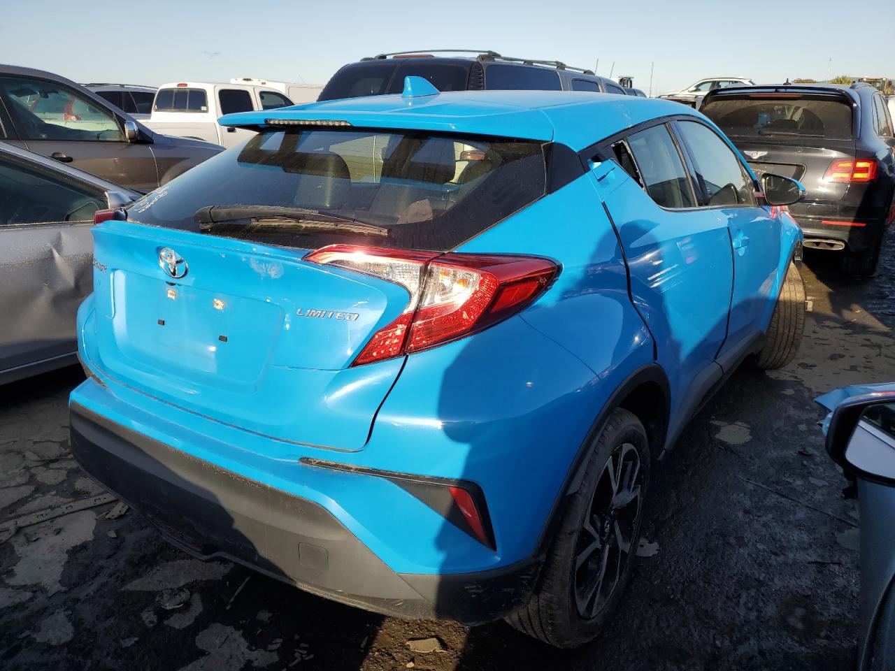 Photo 2 VIN: JTNKHMBX7K1019088 - TOYOTA C-HR 