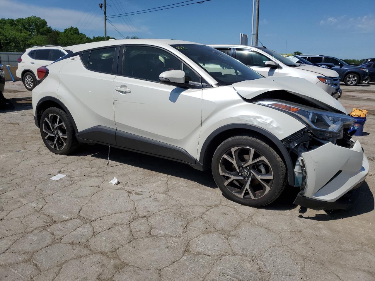 Photo 3 VIN: JTNKHMBX8K1040628 - TOYOTA C-HR 