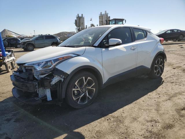 Photo 0 VIN: JTNKHMBX8K1052102 - TOYOTA C-HR XLE 