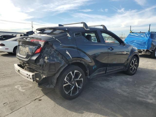 Photo 2 VIN: JTNKHMBX9K1032599 - TOYOTA C-HR XLE 