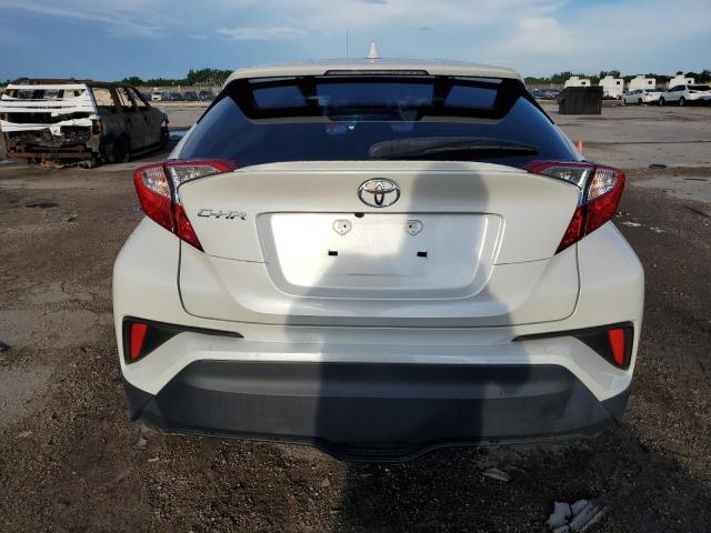 Photo 5 VIN: JTNKHMBXXK1060797 - TOYOTA C-HR XLE 