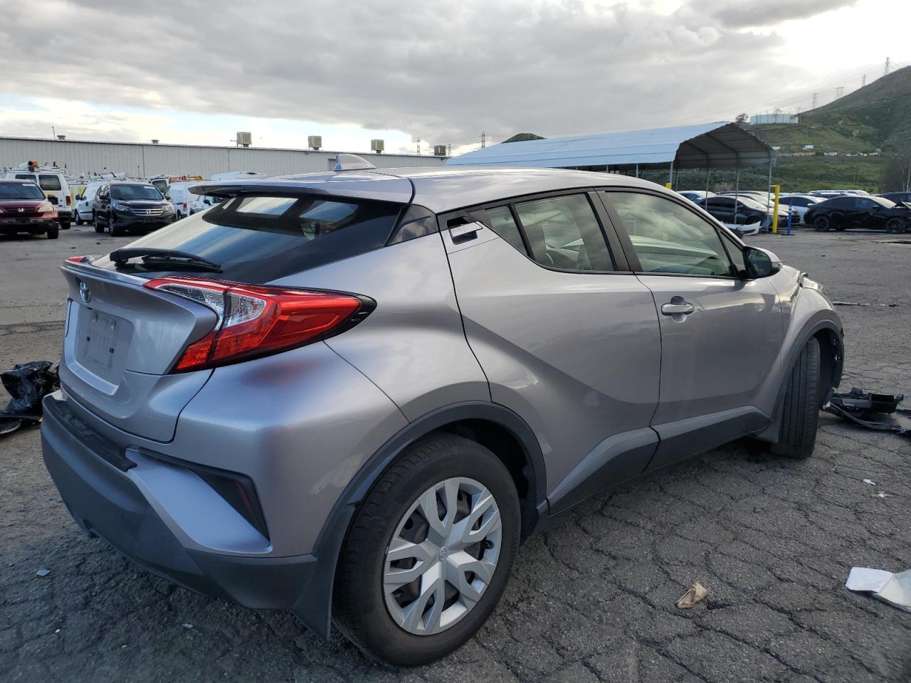 Photo 2 VIN: JTNKHMBXXL1068402 - TOYOTA C-HR 