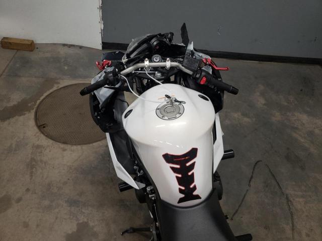 Photo 4 VIN: JYARJ18E9CA010255 - YAMAHA FZ6 R 