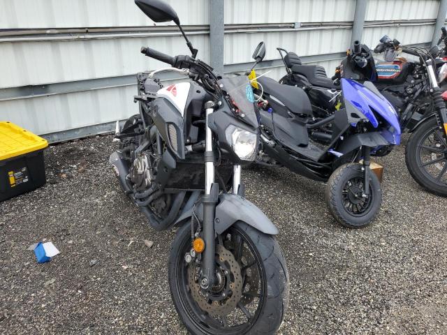 Photo 0 VIN: JYARM27E3JA001658 - YAMAHA MT07 