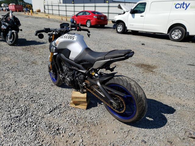 Photo 2 VIN: JYARN33E5FA007235 - YAMAHA FZ09 