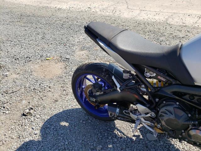 Photo 5 VIN: JYARN33E5FA007235 - YAMAHA FZ09 