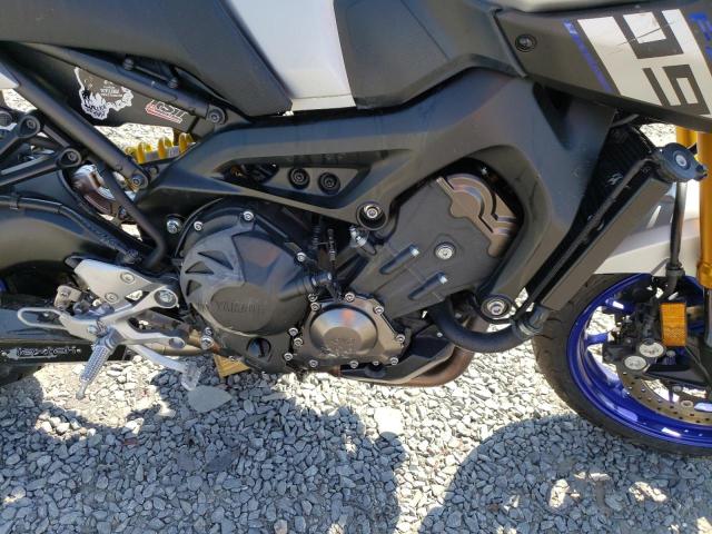 Photo 6 VIN: JYARN33E5FA007235 - YAMAHA FZ09 