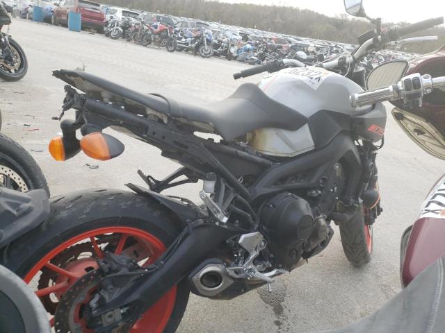 Photo 3 VIN: JYARN53E3KA006381 - YAMAHA MT09 