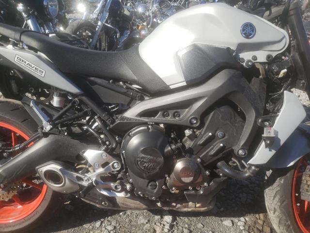 Photo 6 VIN: JYARN53E9KA004621 - YAMAHA MT09 