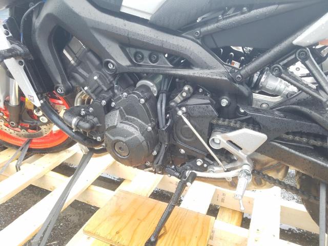 Photo 6 VIN: JYARN53N5KA002008 - YAMAHA MT09 