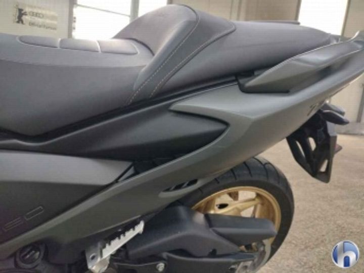 Photo 25 VIN: JYASJ184000005549 - YAMAHA TMAX 