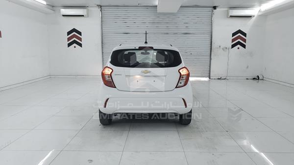 Photo 6 VIN: KL1CD6CA9JC457955 - CHEVROLET SPARK 