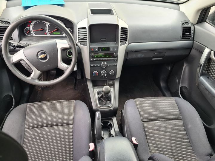 Photo 7 VIN: KL1CF26FJ7B053220 - CHEVROLET CAPTIVA 