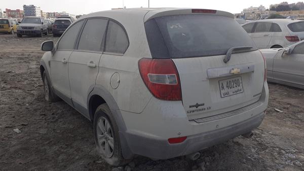 Photo 3 VIN: KL1DC53F27B130907 - CHEVROLET CAPTIVA 