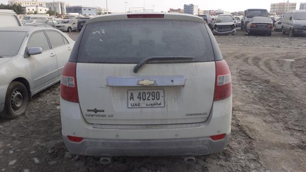 Photo 4 VIN: KL1DC53F27B130907 - CHEVROLET CAPTIVA 