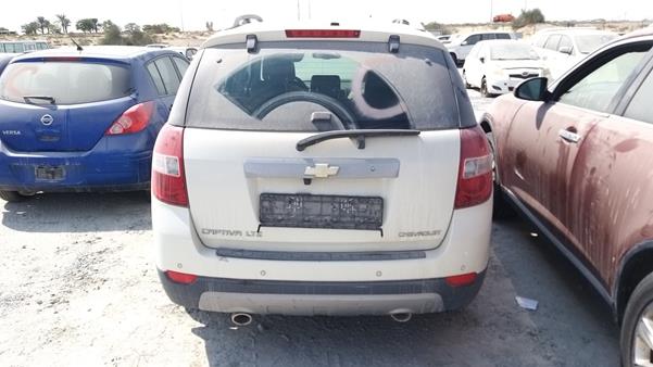 Photo 8 VIN: KL1DC63G99B507721 - CHEVROLET CAPTIVA 