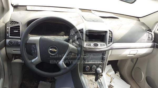 Photo 13 VIN: KL1FC5C46BB026310 - CHEVROLET CAPTIVA 